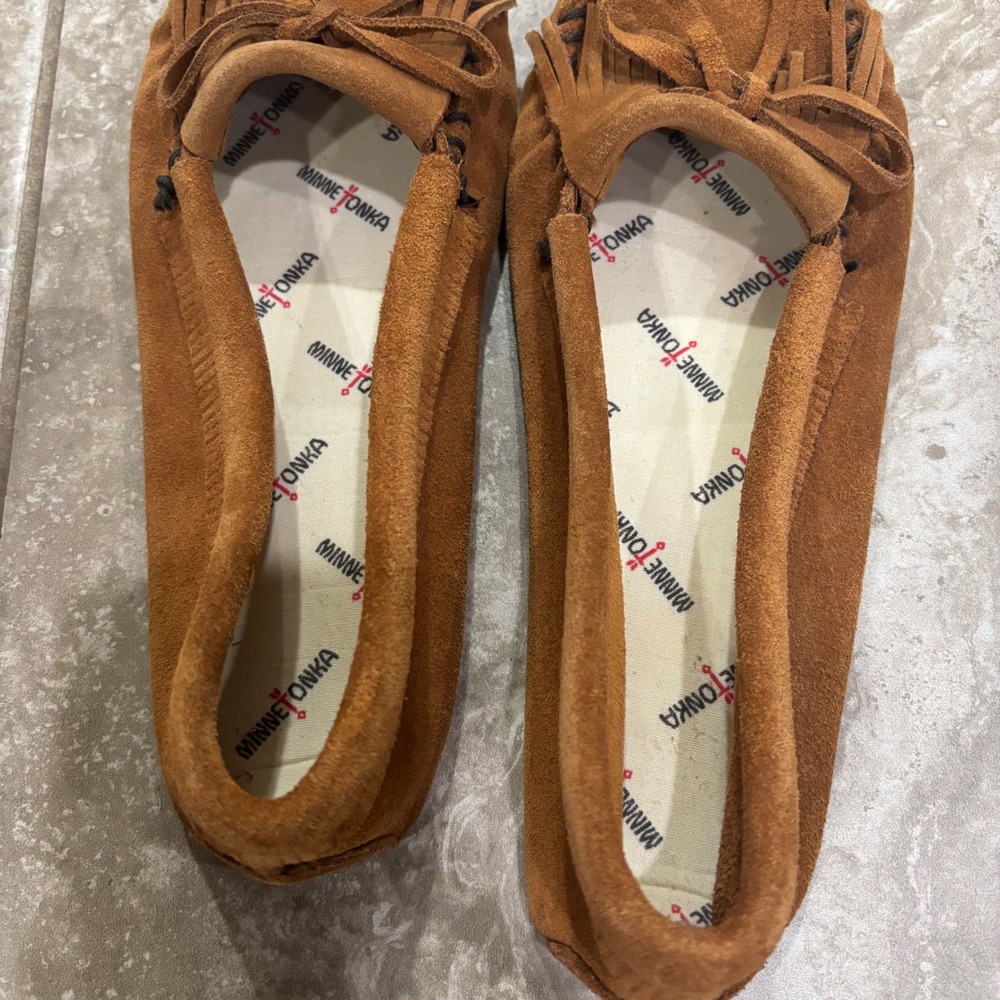 Minnetonka Womens Brown Suede Fringe Moccasin Slip On Flat Shoes
9.5‎ - Picture 8 of 9